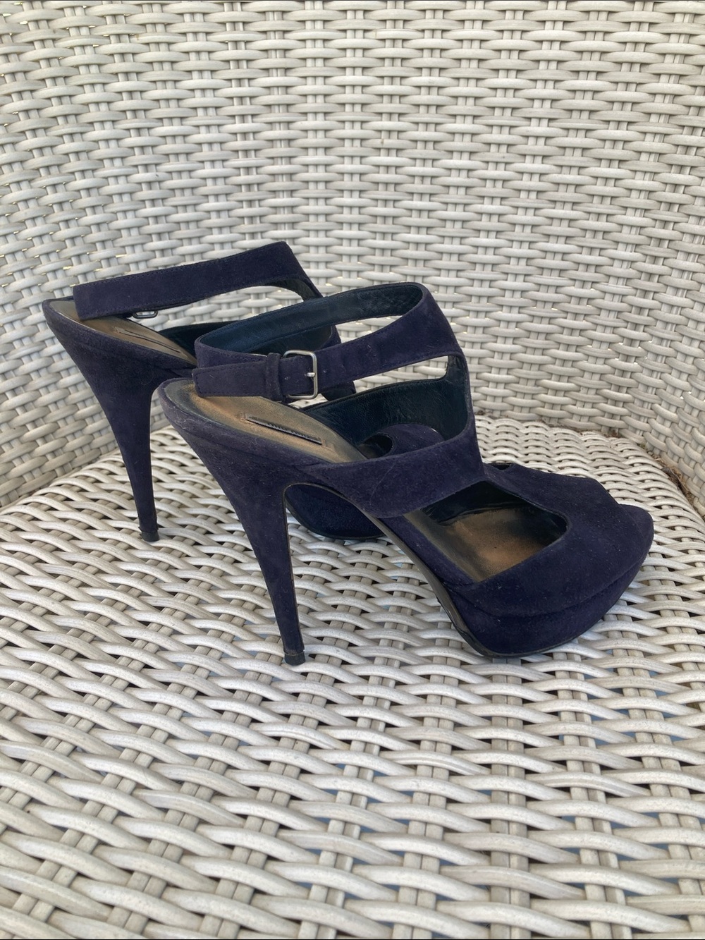 Miu Miu Navy Suede Cutout Peep-Toe Heels EU size 41 - Picture 4 of 9